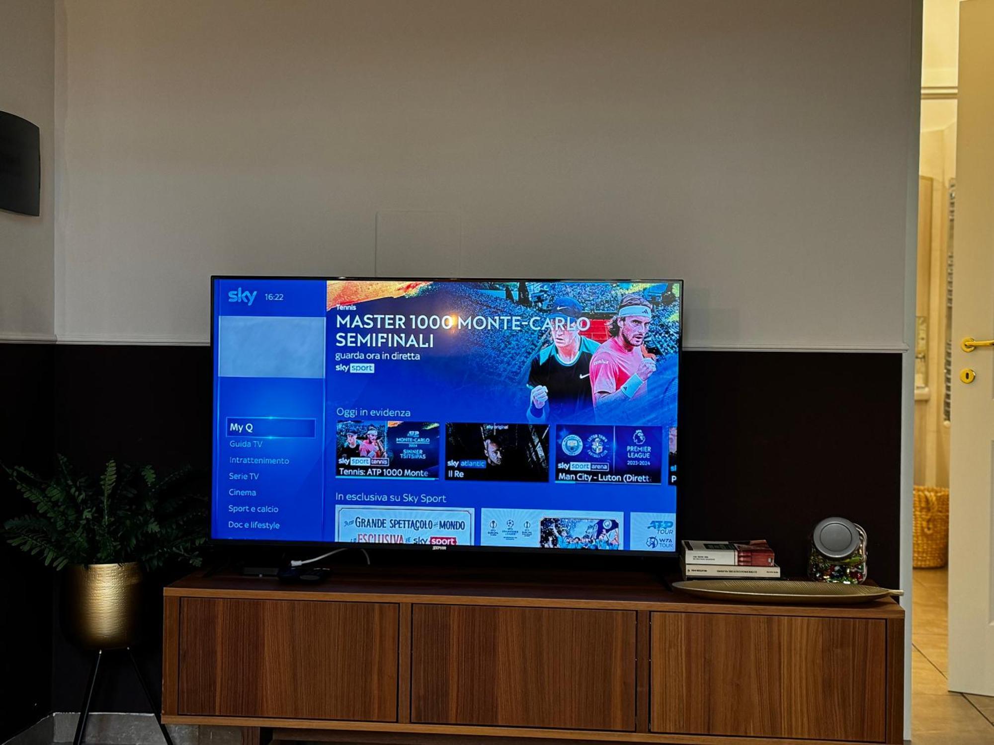 Regina Milano In Verona - Sky Tv, Wifi E Breakfast Box 아파트 외부 사진