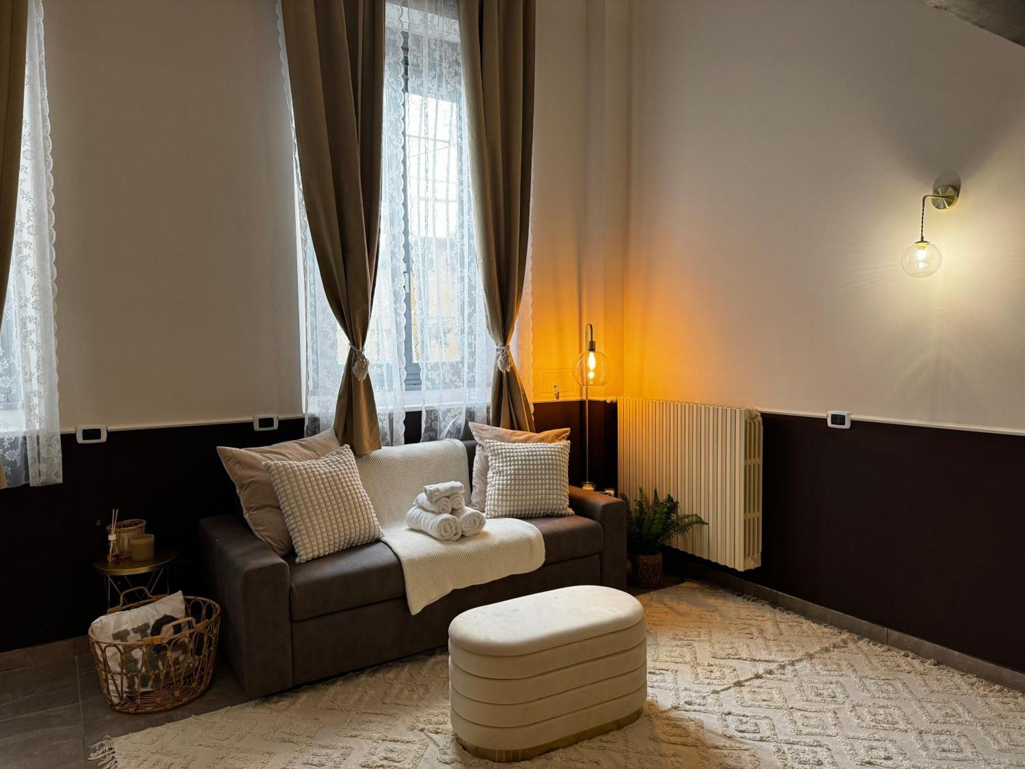Regina Milano In Verona - Sky Tv, Wifi E Breakfast Box 아파트 외부 사진